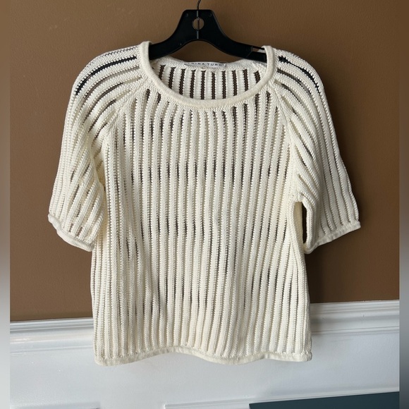 Trina Turk Women’s Short Sleeve Mesh Striped Sweater Size Medium - Picture 2 of 6